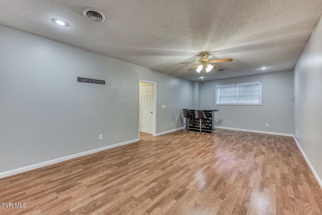 1105 Kennesaw Drive, Gray, TN 37615