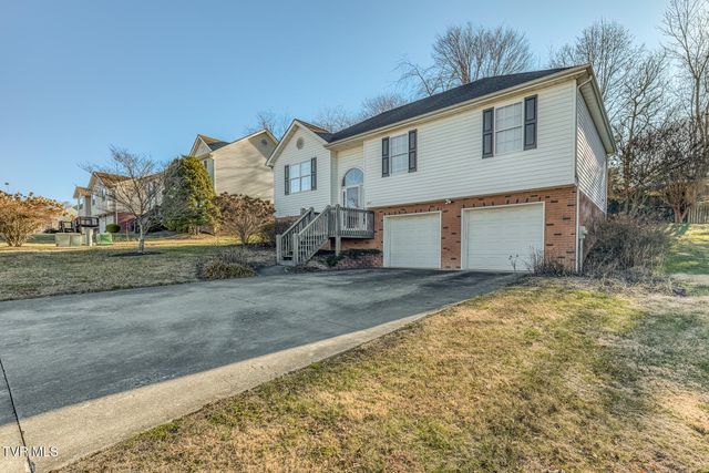 1105 Kennesaw Drive, Gray, TN 37615