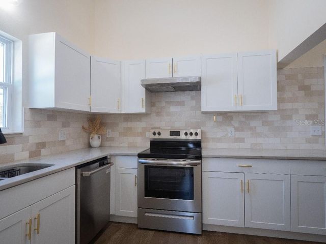 101 N FRANKLIN STREET, Plant City, FL 33563