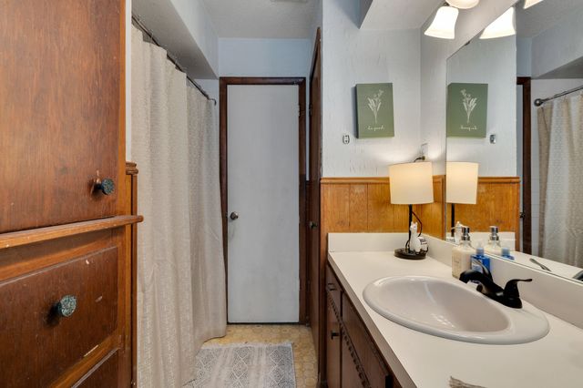 1502 Yucca Street, Midlothian, TX 76065