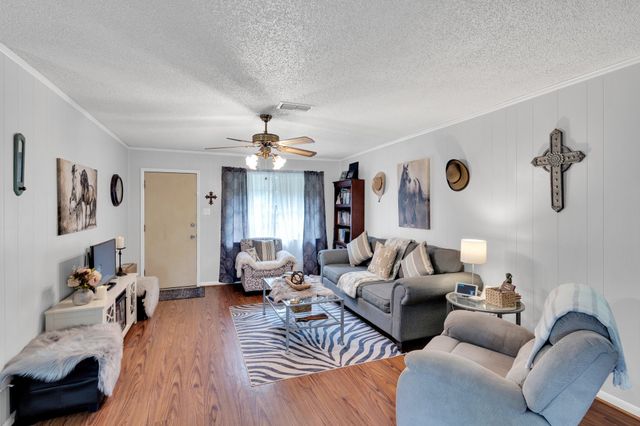 1502 Yucca Street, Midlothian, TX 76065