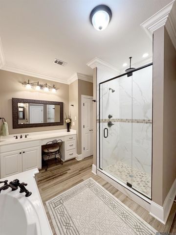 17736 Lake Vista Dr, Greenwell Springs, LA 70739