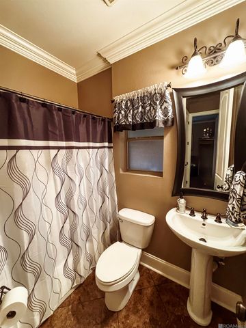 17736 Lake Vista Dr, Greenwell Springs, LA 70739