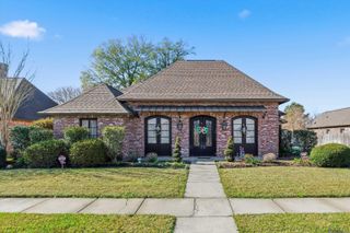 17736 Lake Vista Dr, Greenwell Springs, LA 70739