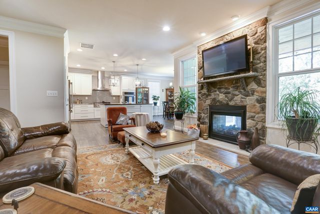 3434 CARROLL CREEK RD, Keswick, VA 22947