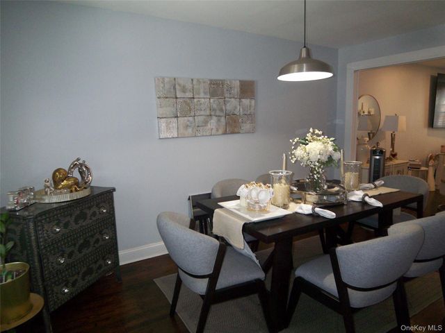 4382 Byron Avenue, Bronx, NY 10466