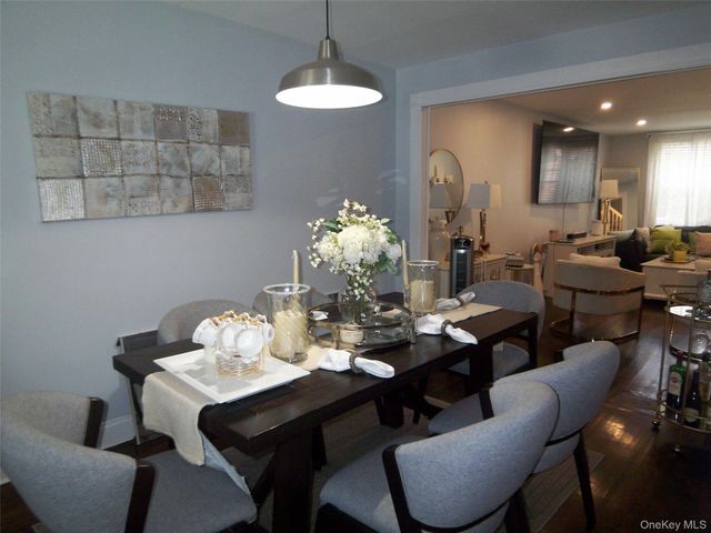 4382 Byron Avenue, Bronx, NY 10466