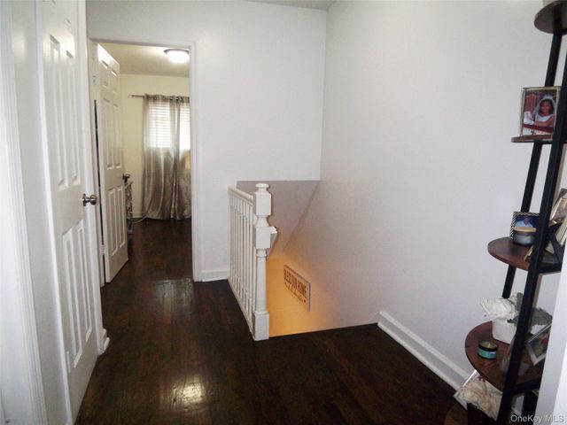 4382 Byron Avenue, Bronx, NY 10466