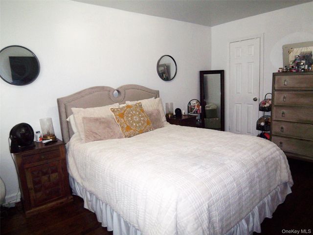 4382 Byron Avenue, Bronx, NY 10466
