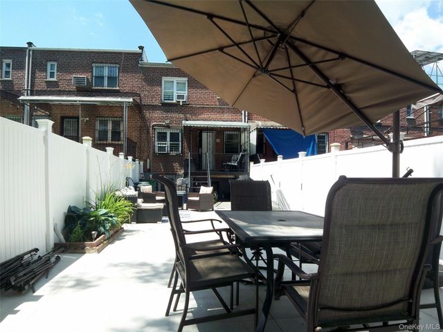 4382 Byron Avenue, Bronx, NY 10466