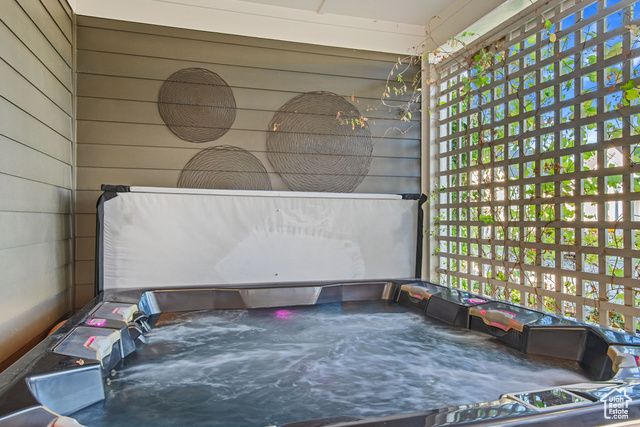 10924 S PADDLE BOARD WAY, South Jordan, UT 84009