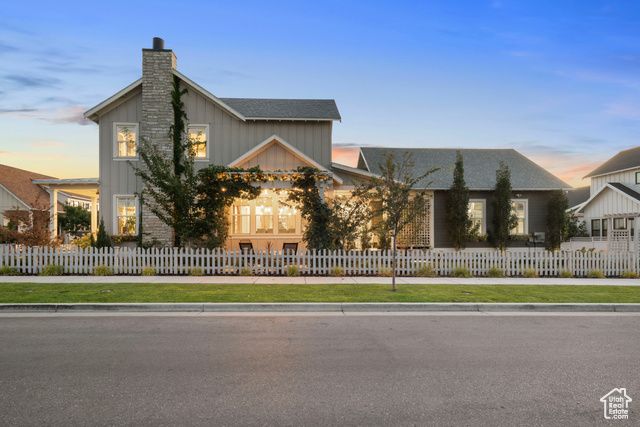 10924 S PADDLE BOARD WAY, South Jordan, UT 84009