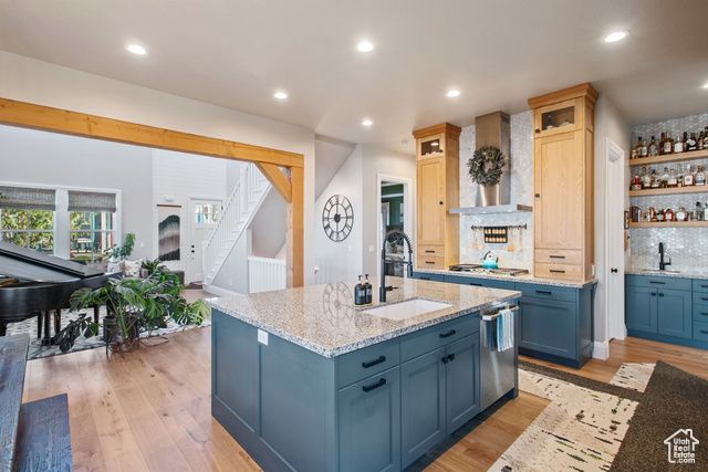 10924 S PADDLE BOARD WAY, South Jordan, UT 84009