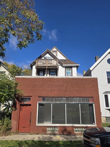 1824 W State STREET, Milwaukee, WI 53233
