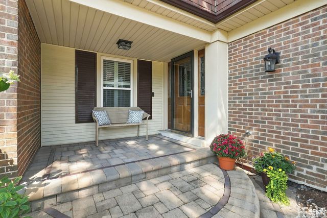 4000 Picardy Drive, Northbrook, IL 60062