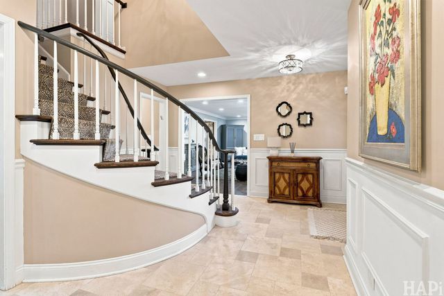 4000 Picardy Drive, Northbrook, IL 60062