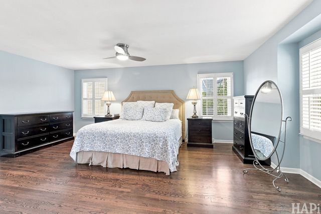 4000 Picardy Drive, Northbrook, IL 60062