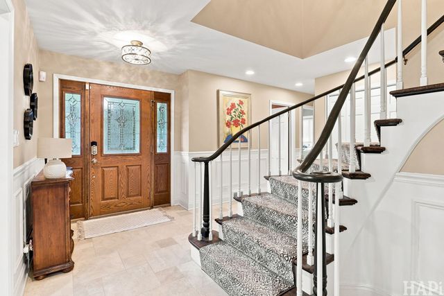 4000 Picardy Drive, Northbrook, IL 60062