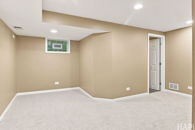 4000 Picardy Drive, Northbrook, IL 60062