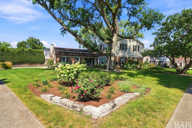 4000 Picardy Drive, Northbrook, IL 60062