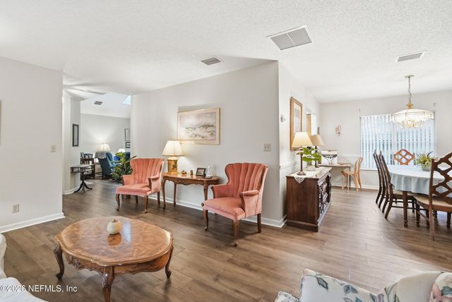 2263 OAK FOREST Drive, Jacksonville Beach, FL 32250