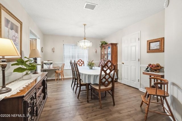 2263 OAK FOREST Drive, Jacksonville Beach, FL 32250