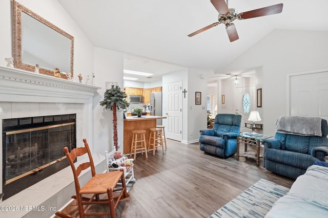2263 OAK FOREST Drive, Jacksonville Beach, FL 32250