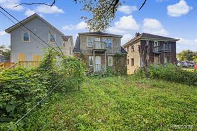 9275 Appoline Street, Detroit, MI 48228