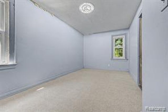 9275 Appoline Street, Detroit, MI 48228