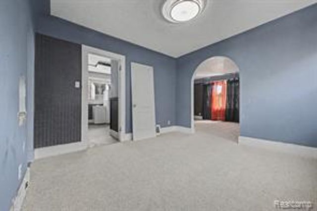 9275 Appoline Street, Detroit, MI 48228