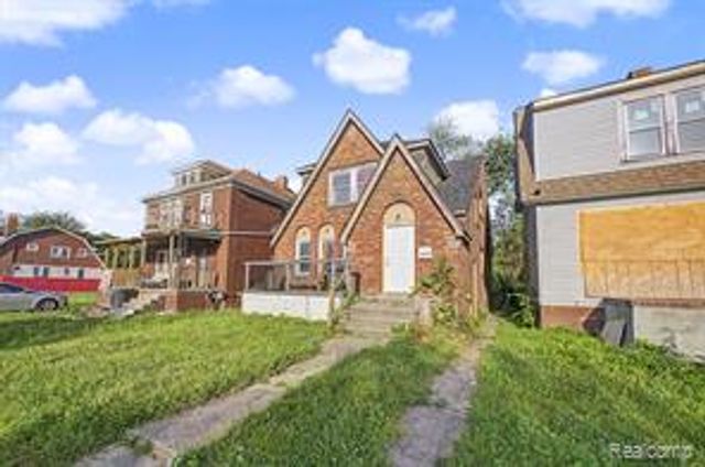 9275 Appoline Street, Detroit, MI 48228