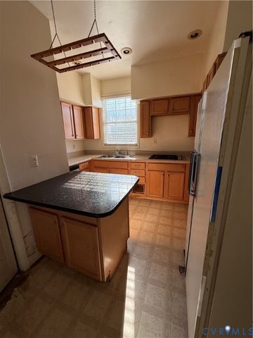 1415 W Leigh St, Richmond, VA 23220