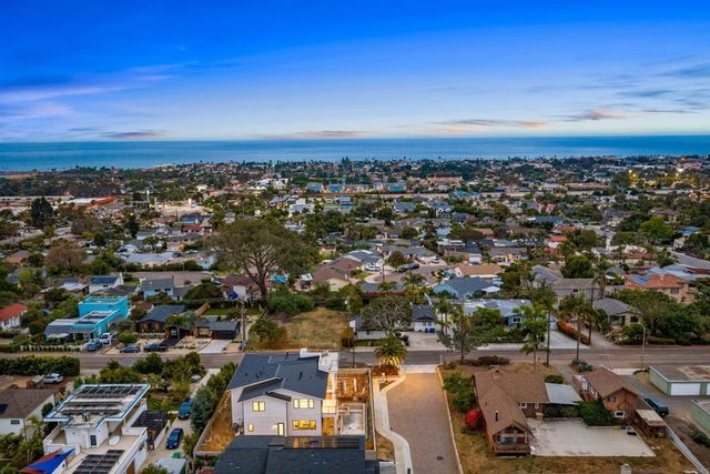 3794 Highland Drive, Carlsbad, CA 92008