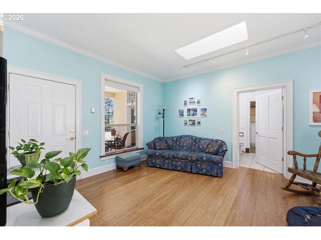 7062 RIVER BEND Dr Ne, Silverton, OR 97381