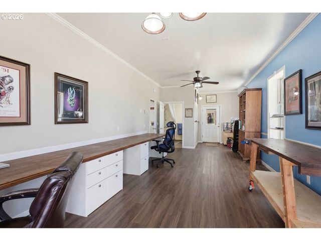 7062 RIVER BEND Dr Ne, Silverton, OR 97381