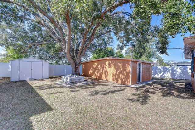 6214 N CLARK AVENUE, Tampa, FL 33614