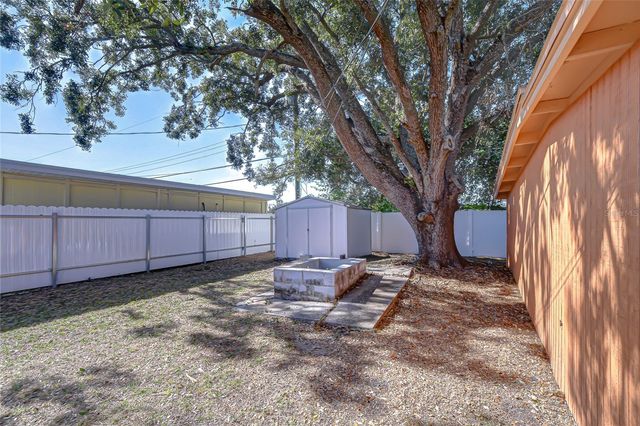 6214 N CLARK AVENUE, Tampa, FL 33614