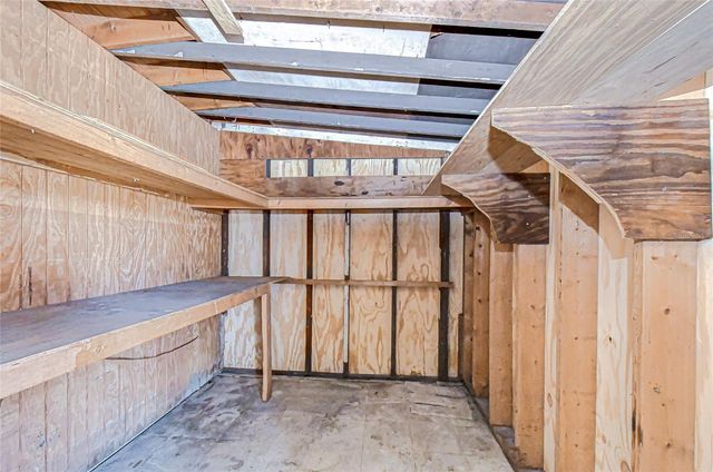 6214 N CLARK AVENUE, Tampa, FL 33614