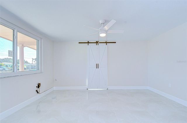 6214 N CLARK AVENUE, Tampa, FL 33614