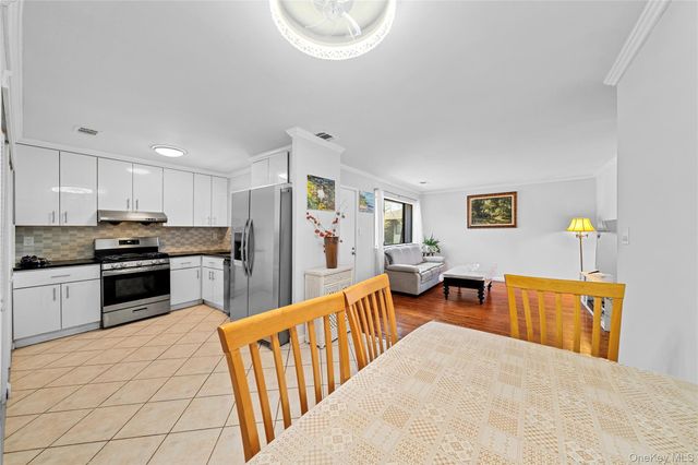 142 Feller Drive, Central Islip, NY 11722