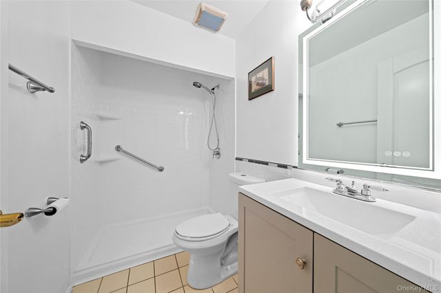 142 Feller Drive, Central Islip, NY 11722