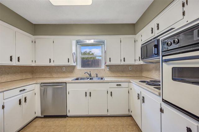 1630 Beachcomber Lane, Houston, TX 77062