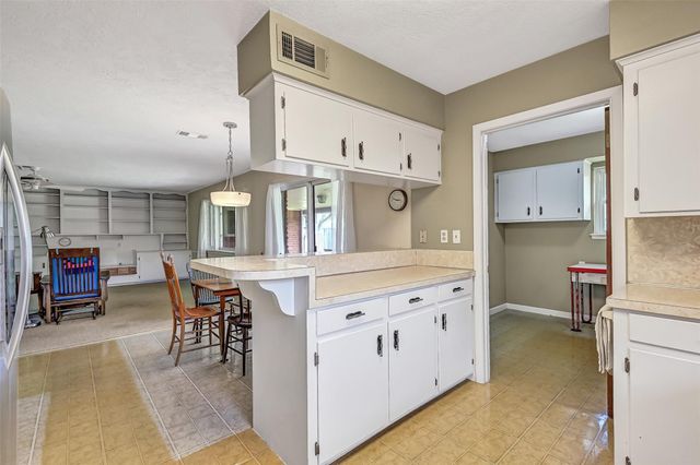 1630 Beachcomber Lane, Houston, TX 77062