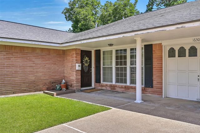 1630 Beachcomber Lane, Houston, TX 77062