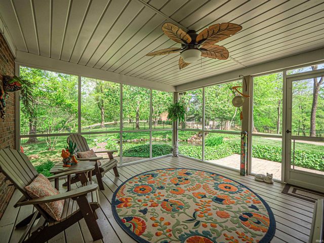 1166 Twin Lakes Court, Boonville, IN 47601