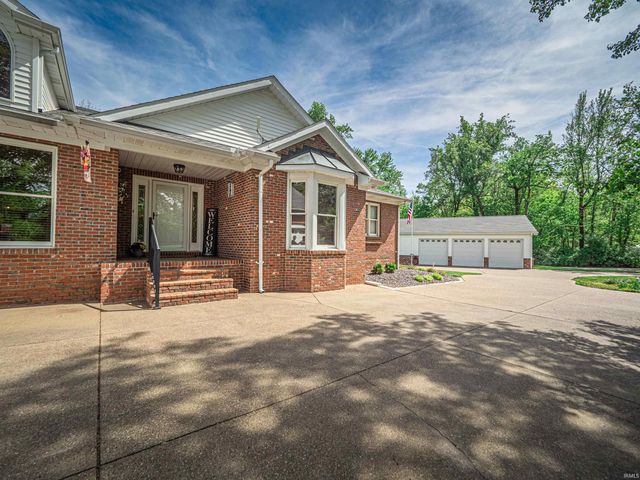 1166 Twin Lakes Court, Boonville, IN 47601