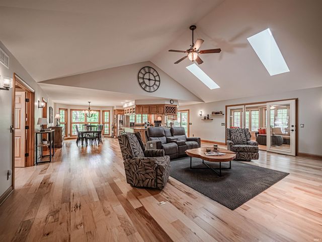 1166 Twin Lakes Court, Boonville, IN 47601