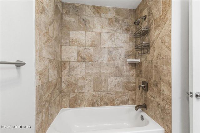 68 English Club Drive, Englishtown, NJ 07726