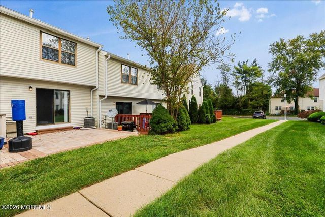 68 English Club Drive, Englishtown, NJ 07726