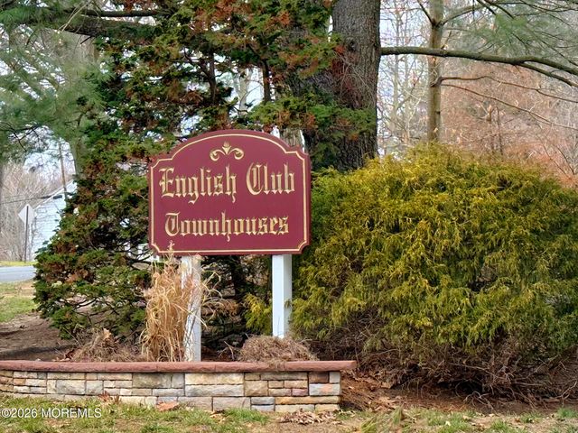 68 English Club Drive, Englishtown, NJ 07726